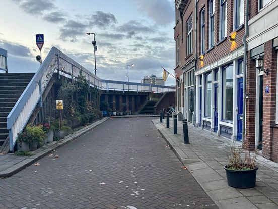 c5e34989 31b2 33f3 bd26 c66dfa974b50