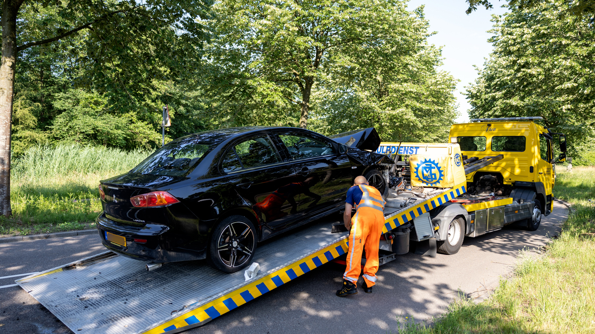 foto_2_auto_stuk.jpg
