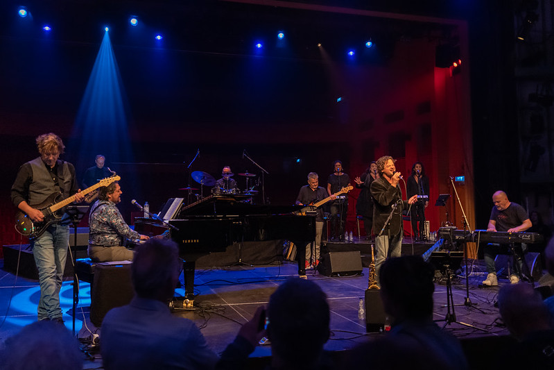 52380627645 8d3f64e85b c