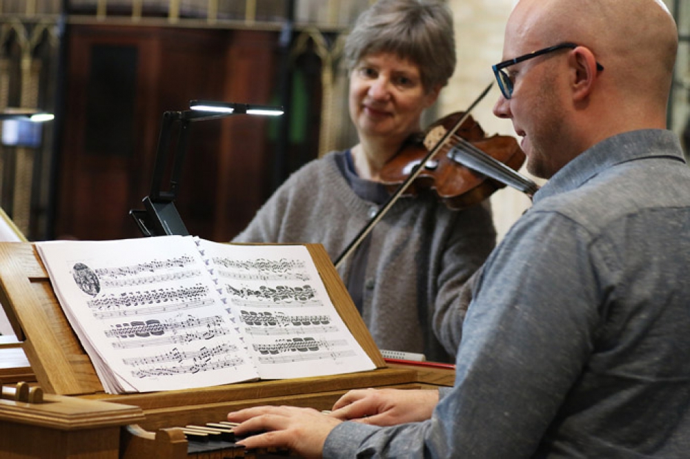 Bach Players in 't Huis te Poort: vuurwerk op de viool met de Rozenkranssonates van Biber