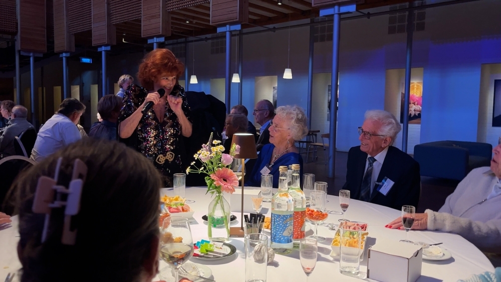 Imca Marina was in Schiedam &#039;bijna gestikt in een broodje&#039;, ligt nog in ziekenhuis