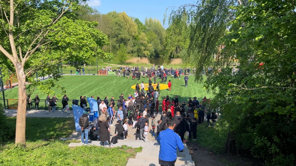 Voetballegende Touzani opent voorrondes FC Straat Schiedam