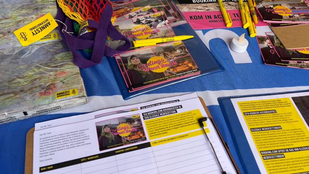 Actiegroepen voeren actie in Vlaardingen voor Gaza: ‘Kleine beetjes helpen’