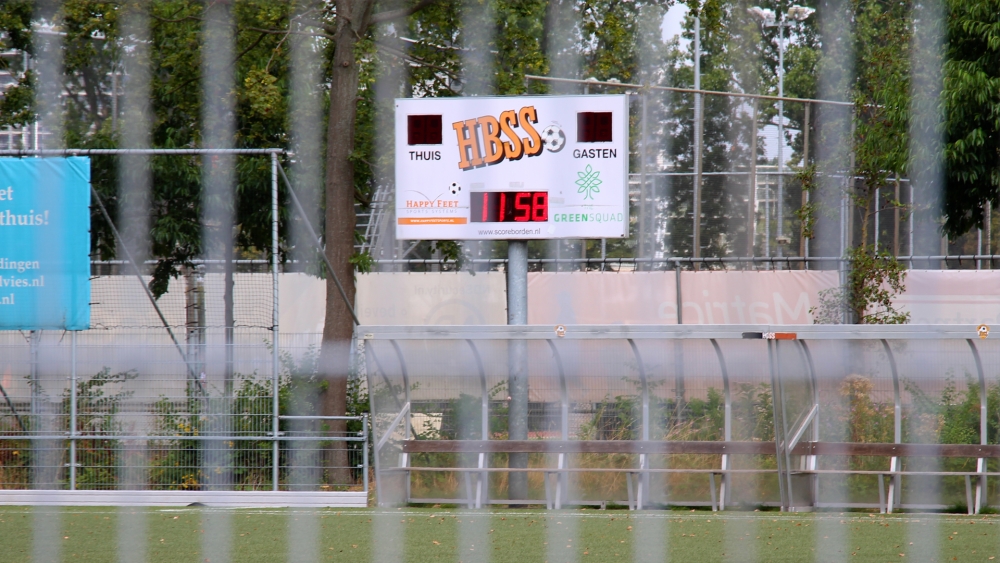 Het scorebord van HBSS op hun voormalige terrein in Schiedam