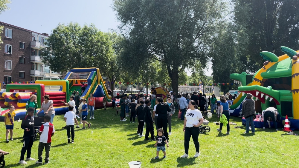 Buitenspelen belangrijker dan ooit: 21ste editie Buitenspeeldag Westwijk feestelijk geopend