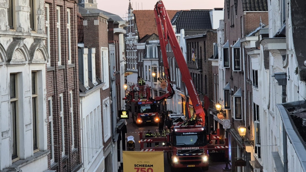 Grote inzet hulpdiensten op de Schiedamse Hoogstraat