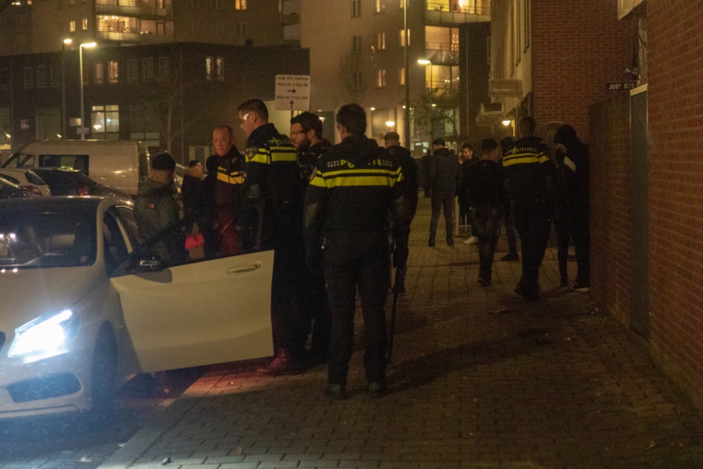 'Ik wens de pareltjes die de brandweer aanvielen op de Parkweg een paar extra hersencellen'