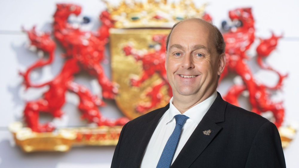 Frederik Zevenbergen nieuwe burgemeester van Vlaardingen: ‘Vervult me met trots’