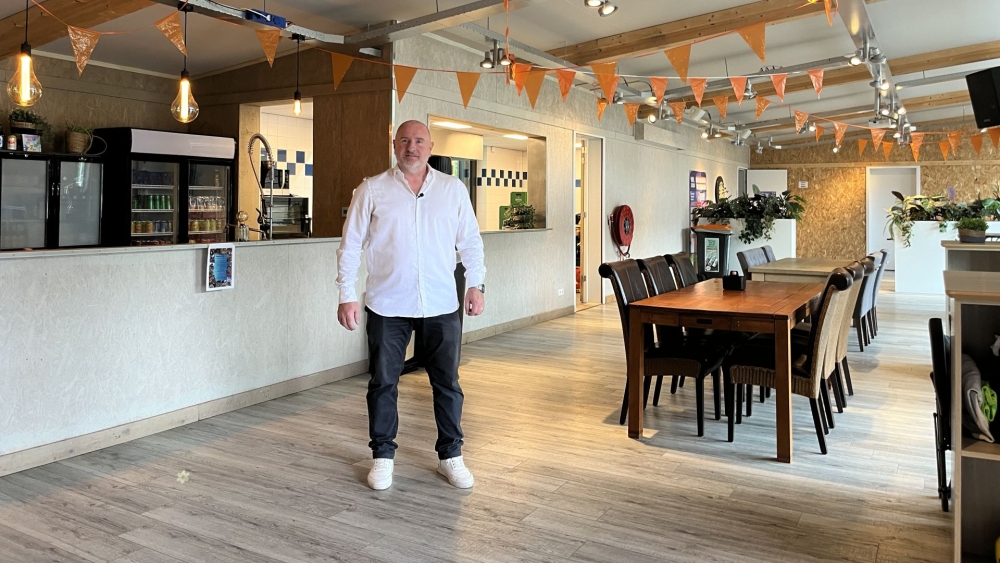 Nieuw onderkomen voor handbalvereniging DWS: 'Paddenstoelen kwamen uit de grond'