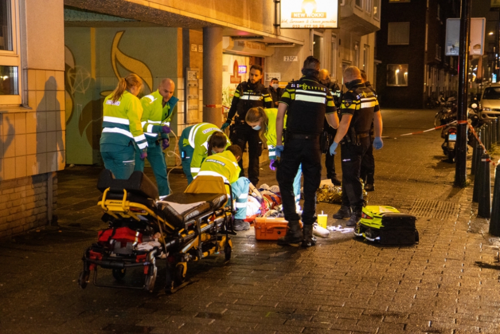 Man zwaar mishandeld op Schiedamseweg, drie verdachten opgepakt