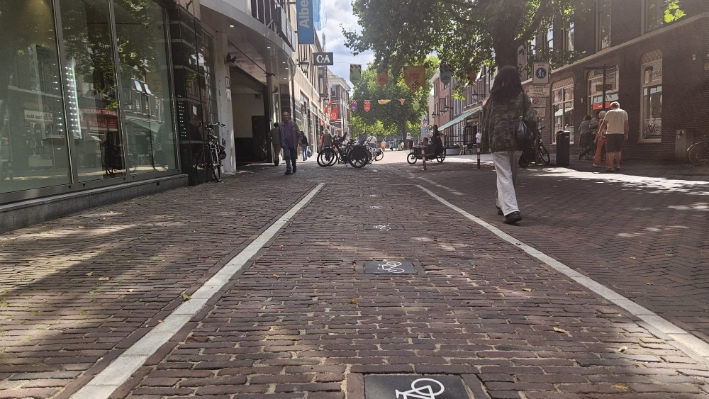 ‘Nog evenveel plekken voor de fiets rond ABC-gebouw na verwijderen fietsbeugels’