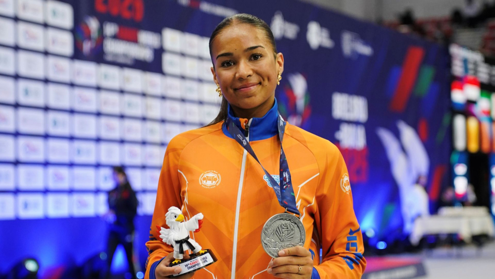 Vlaardingse Alyssia Voorduin (19) wint zilver op jeugd-WK karate