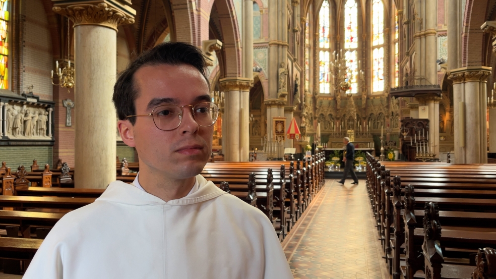 Schiedammers rouwen om paus Franciscus: 'Ik hoop echt dat hij rust in vrede'