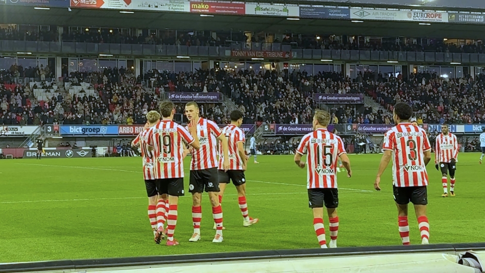 Sparta populairst in Schiedam, Feyenoord in Vlaardingen, blijkt uit cijfers seizoenkaarten
