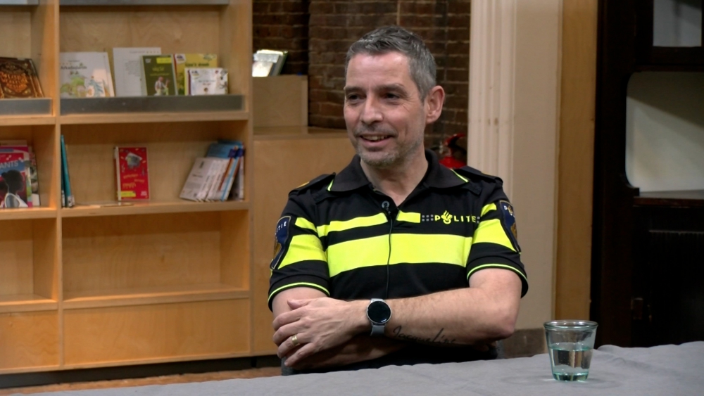Wijkagent Alex Glijn: 'Schiedam is geen rijke stad en daarom wordt er meer gestolen'