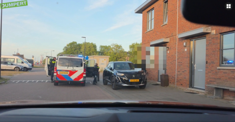 Politie houdt verdachte aan na tonen vuurwapen bij ruzie, beelden staan op Dumpert
