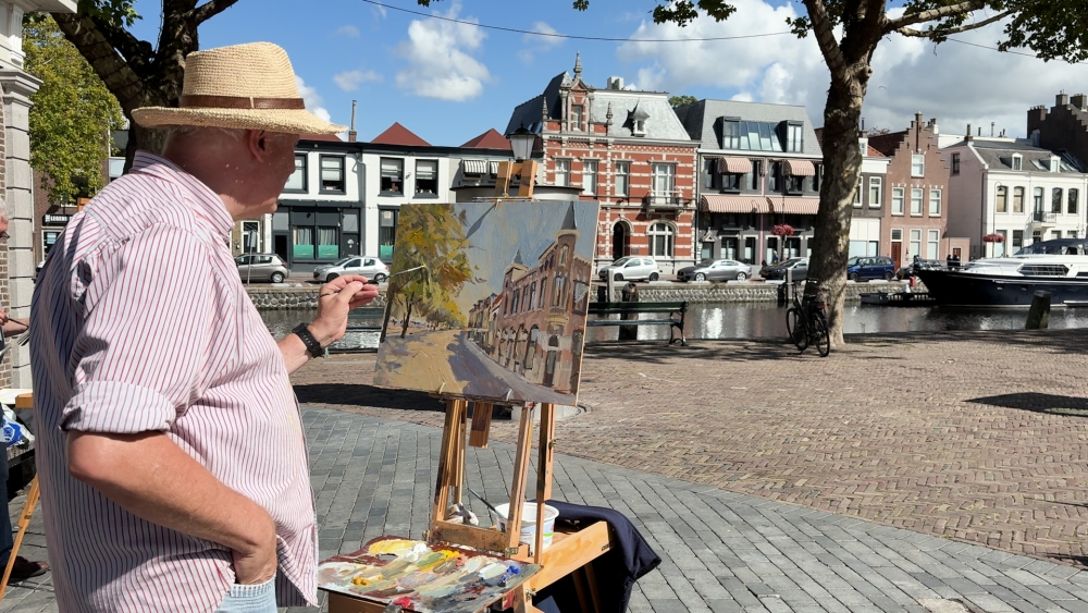 Kunstenaars schilderen Vlaardingen: &#039;Er is positieve concurrentie&#039;