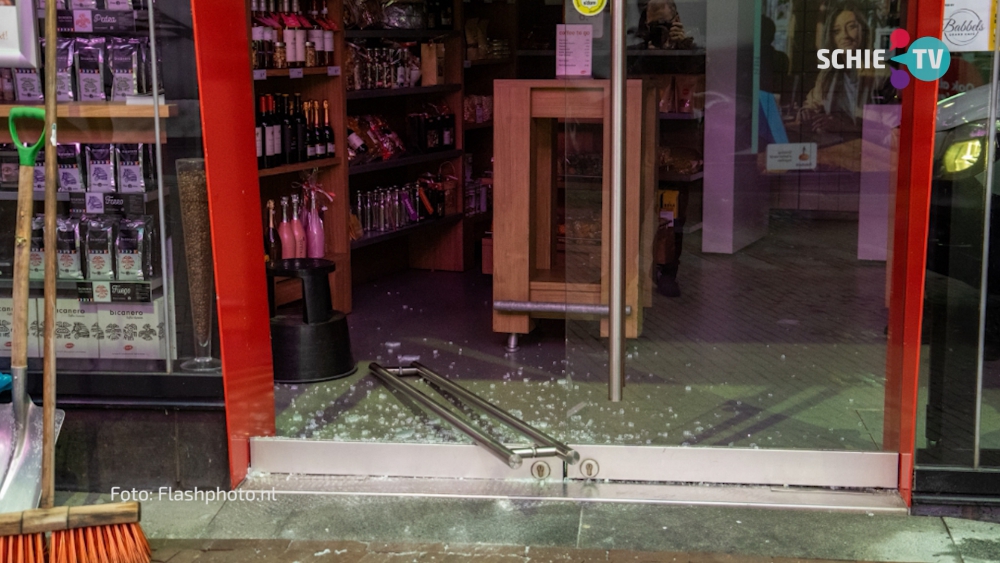 Eigenaar winkel na 'overval': 'Er valt hier niets te halen, behalve noten dan'
