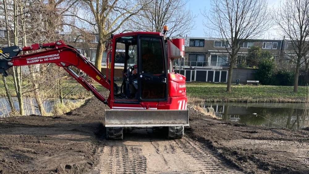 Ton's wandelpad in Schiedam-Groenoord ‘ineens af’