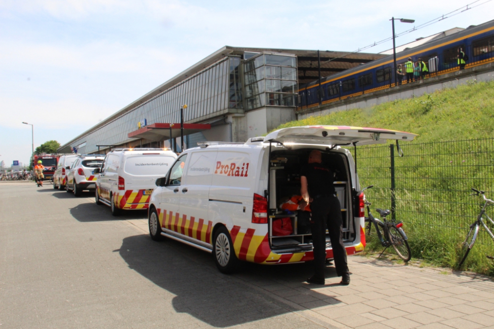 Treinverkeer urenlang gestremd door onderzoek na aanrijding
