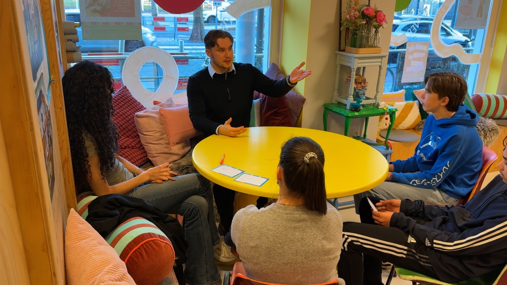Politici in gesprek met jongeren over verkiezingen: ‘Er wordt te weinig geluisterd’