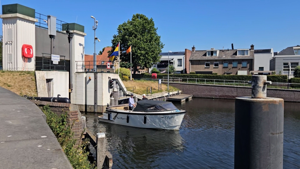 Sluizen minder vaak open vanwege dreigend watertekort, hopen op regen in Duitsland