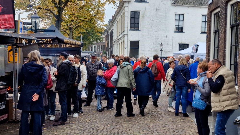 Mooi weer en voldoende vermaak tijdens Brandersfeesten in Schiedam