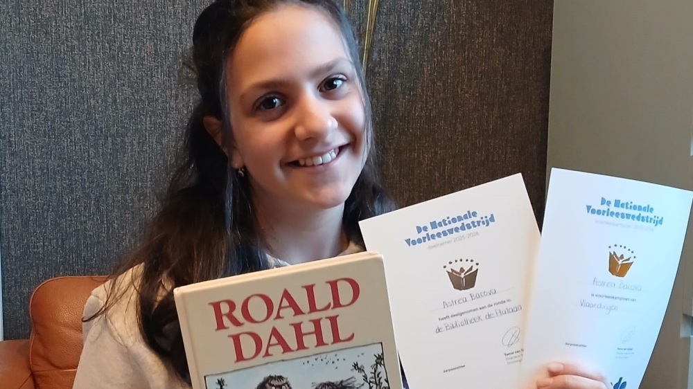Astrea van Kindcentrum Prins Willem Alexander wint Vlaardingse voorleeswedstrijd
