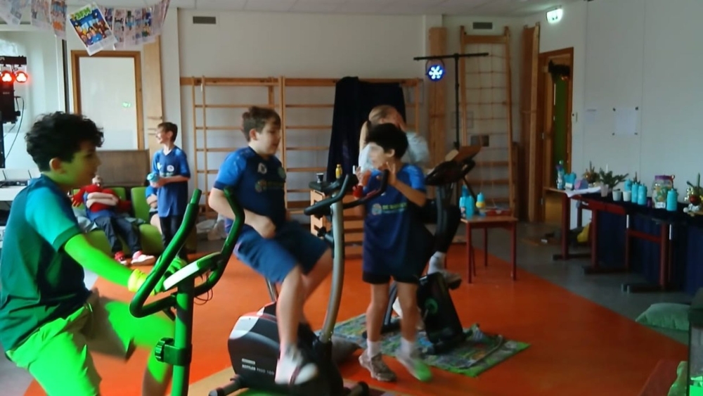 Groep 8 van IKC De Bavinck haalt 5000 euro op met 12 uur durende sportmarathon