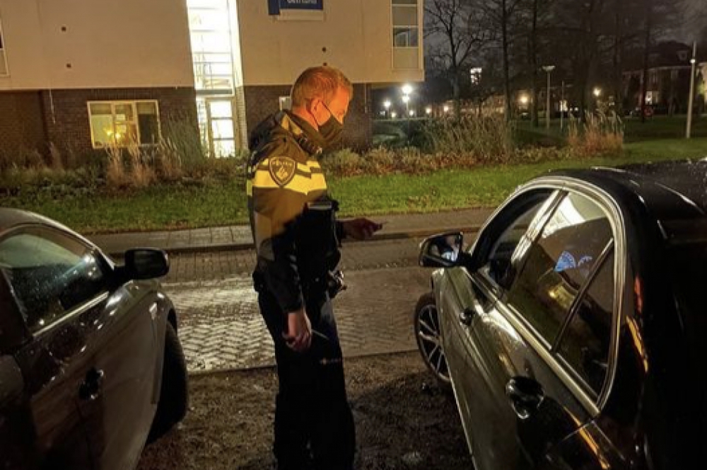 Lachgasgebruikers moeten van de politie 'opzouten'