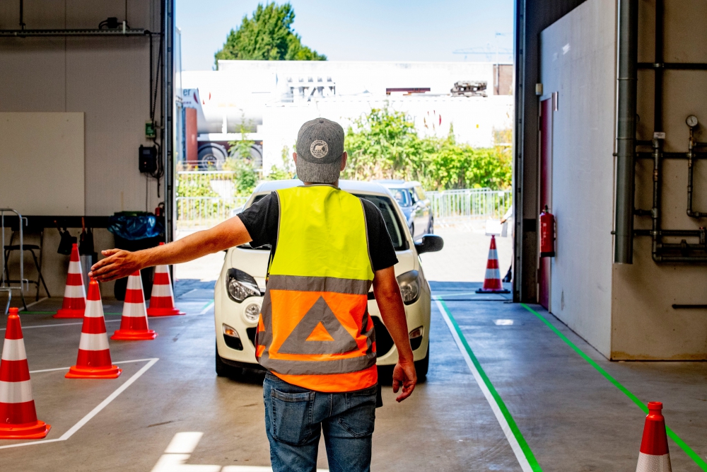 Ondanks de hitte is de teststraat in Schiedam open, andere teststraat wel dicht; GGD: 'Ga daar niet heen, maar naar Schiedam'