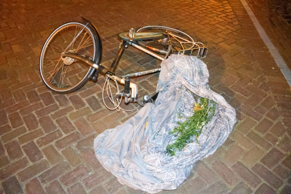 Bewoner schrikt van geschreeuw, vind grote hoeveelheid wiet, maar politie laat op zich wachten