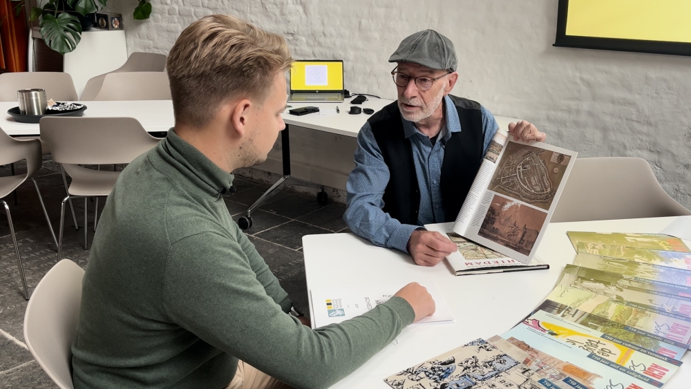 Van jenever, tot walvissen: tijdens stadscursus komt Schiedamse geschiedenis voorbij