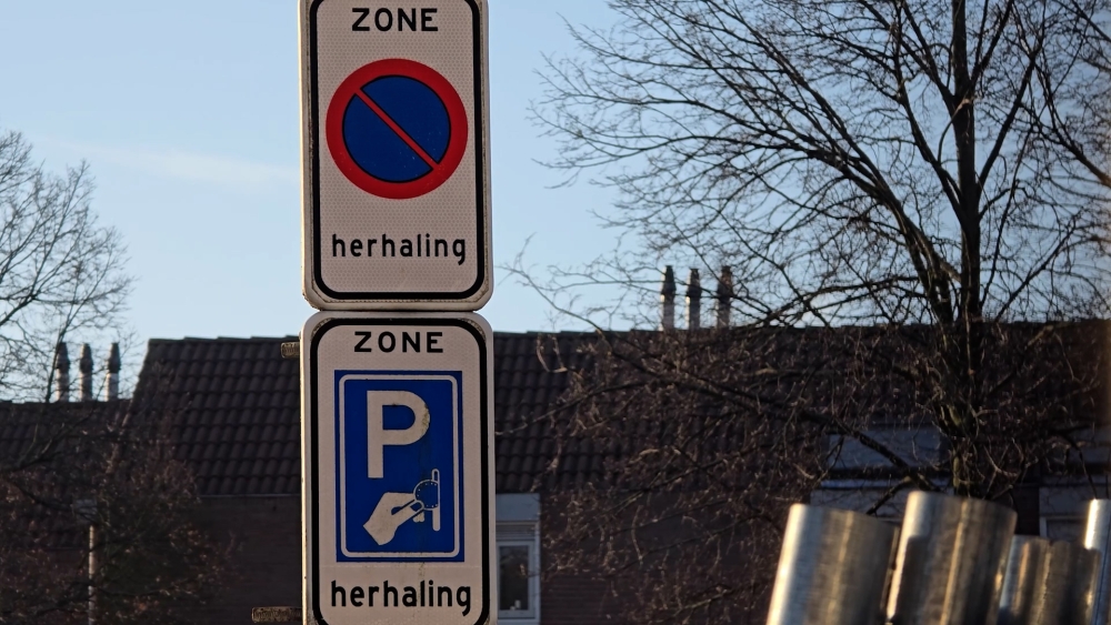 Vlaardingen gaat zelf betaald parkeren handhaven en neemt vijf extra boa’s aan