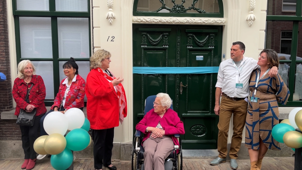 Woonvoorziening voor Schiedamse ouderen met dementie geopend in ‘De Teerstoof’