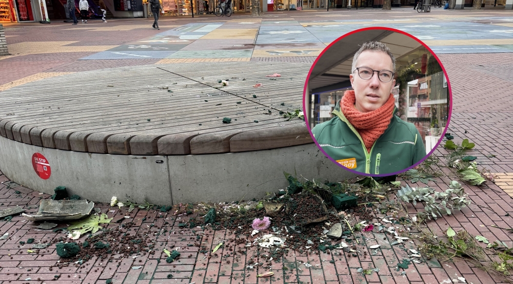 Bloemist geschrokken van vernielde bloemstuk op het Veerplein: “Ik was een beetje van slag”
