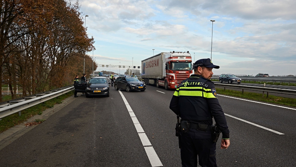 'Rijdende drugsmarkt' van Schiedammer door de politie van de weg gehaald