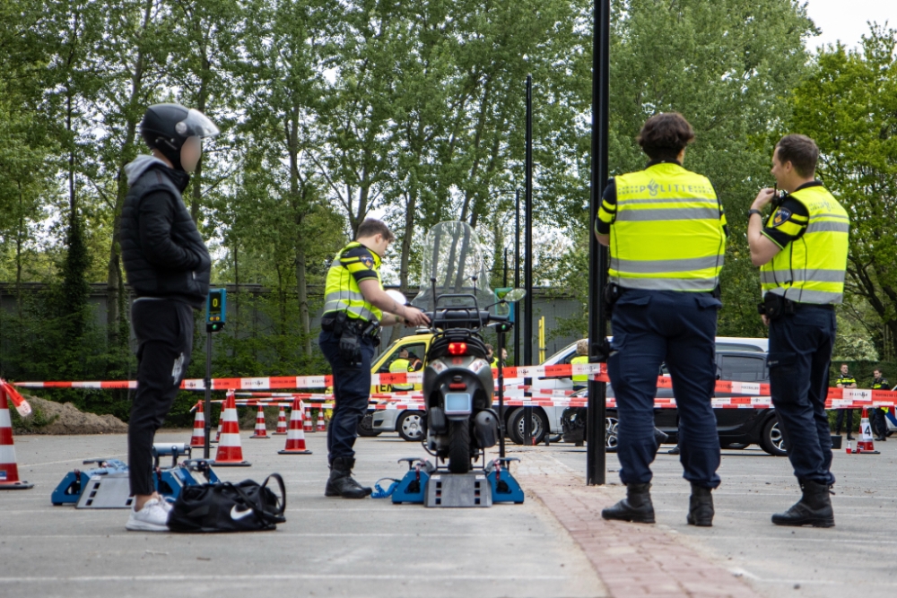 Rijden onder invloed, joyriding en te luide auto’s: controle levert veel op