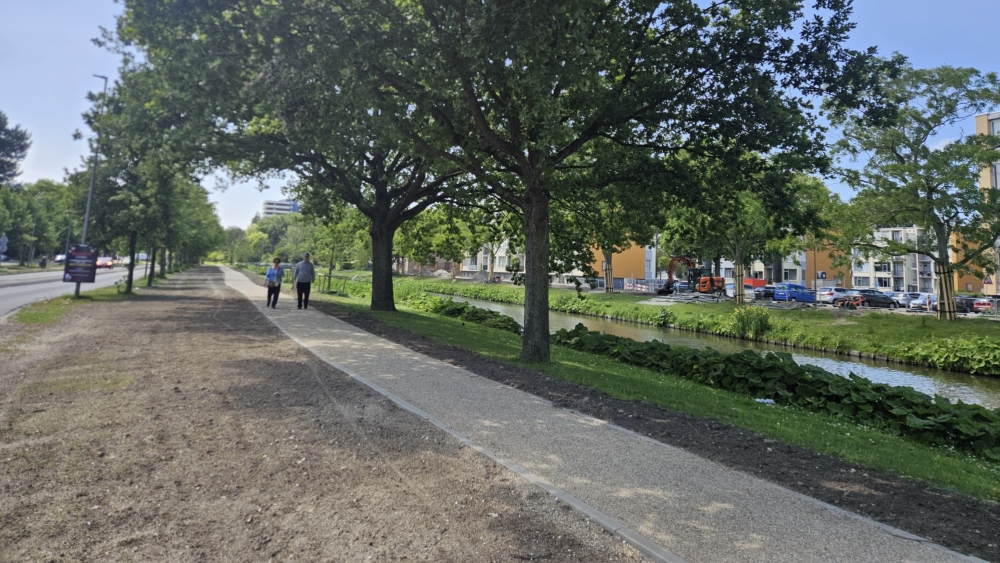 Fietspad langs Burgemeester van Haarenlaan omgetoverd tot groen voetpad
