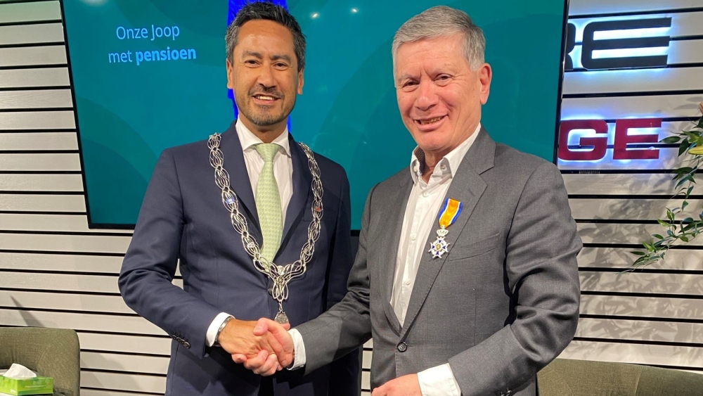 Joop le Conge ontvangt onderscheiding voor werk in zorg en maatschappelijke inzet