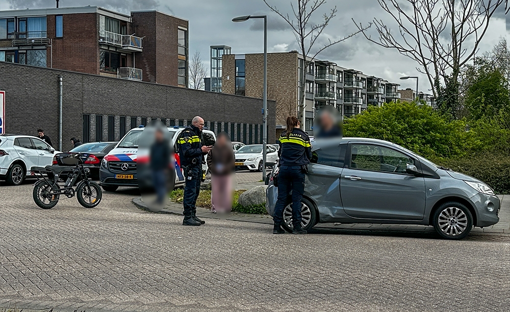 Botsing op Vlaardings kruispunt in Westwijk