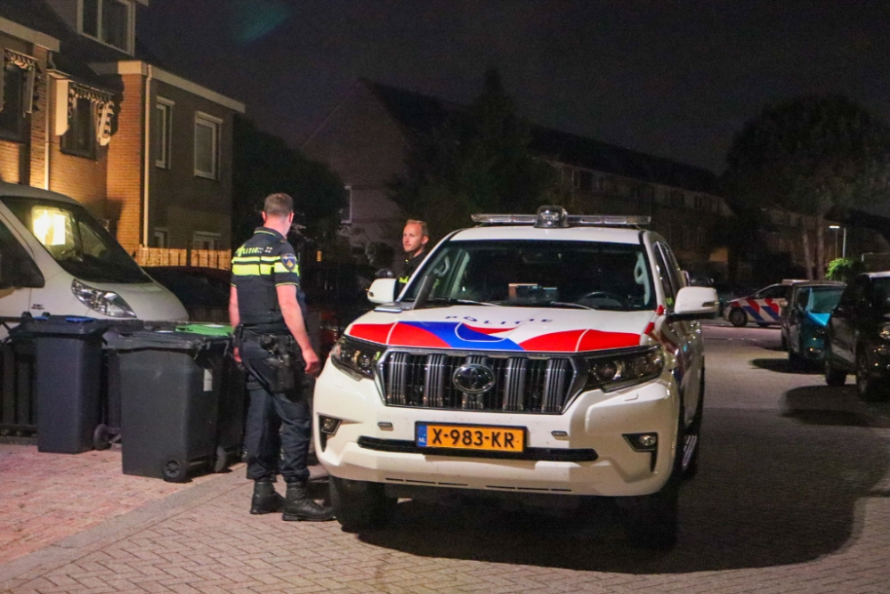 Omwonenden geschrokken na gewelddadige overval Schiedam: ‘Extra letten op kinderen’