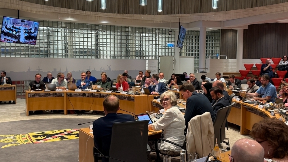 Gemeenteraad kritisch op actieplan jeugdcriminaliteit: ‘Praat niet over ons, zonder ons’