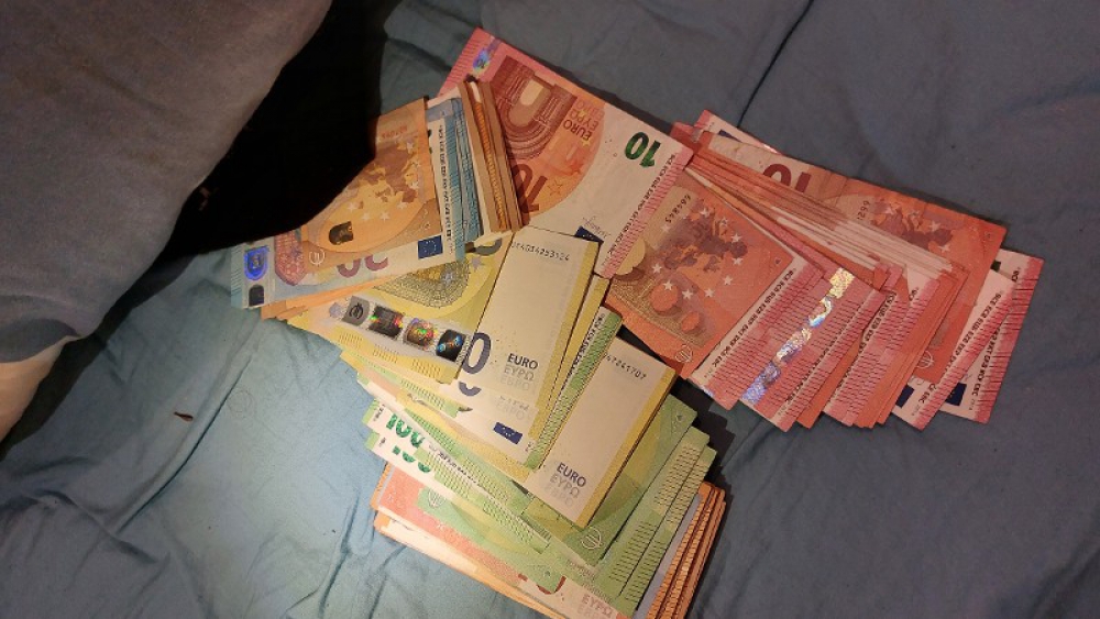 Drie verdachten aangehouden voor 'vriend-in-nood'-fraude