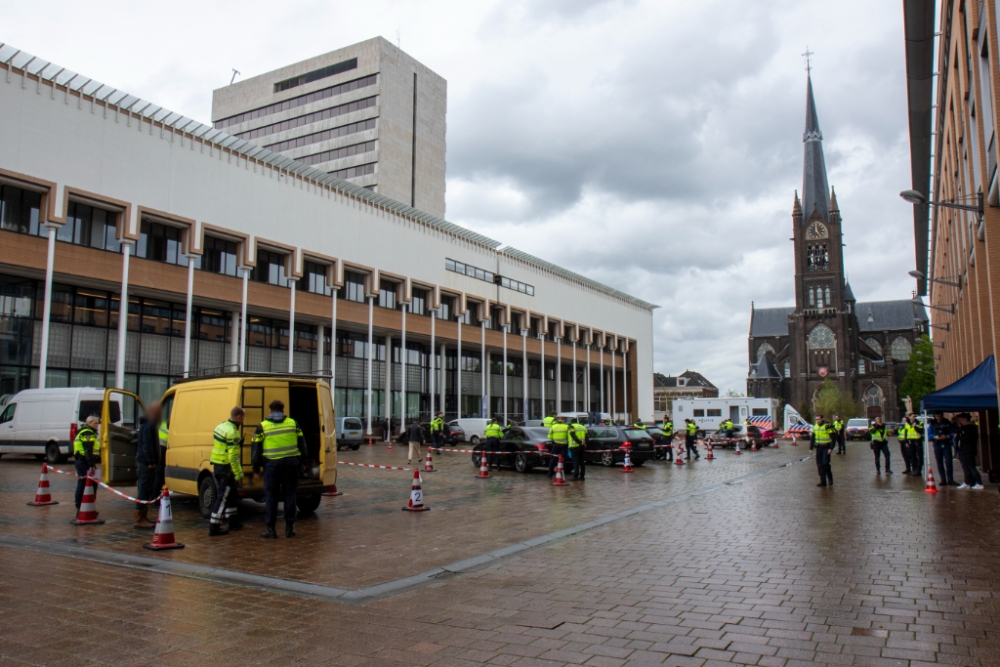 Grote controle, vooral op 'onverklaarbaar vermogen', in Schiedam Centrum