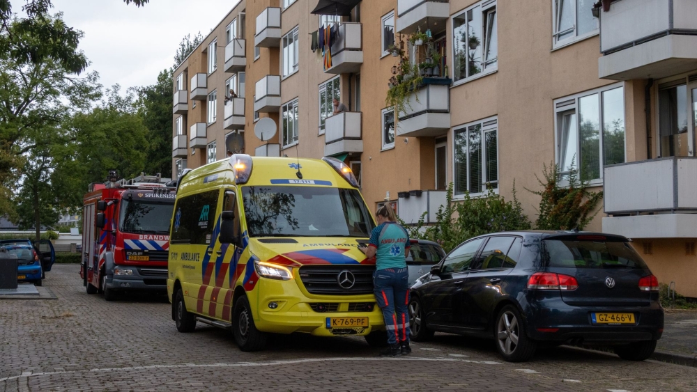 Ambulancepersoneel belt brandweer na mogelijke aanwezigheid koolmonoxide