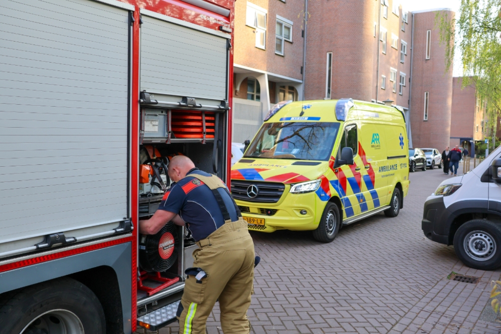 Brand in keuken door vergeten pannetje, bewoners vluchten huis uit