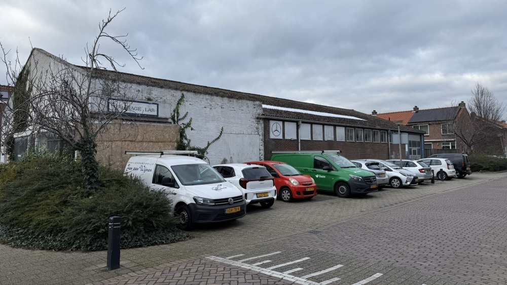 Oude garage Indische Buurt wordt vervangen voor veertien koopappartementen