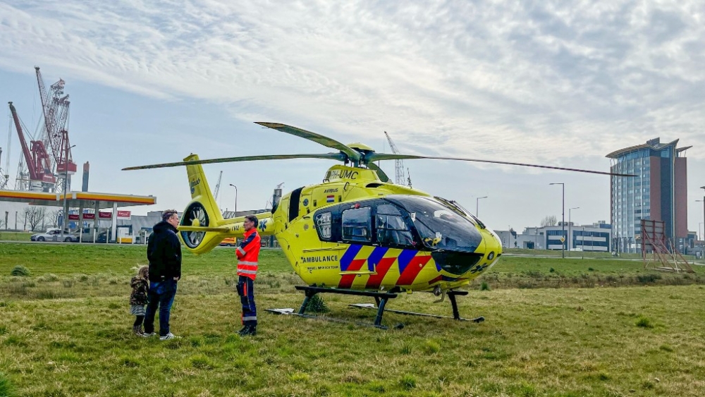 Traumahelikopter ingezet voor medische noodsituatie in Schiedam