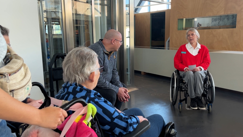 Rondleiding over geschiedenis van mensen met beperking: ‘Eigenlijk niks te vinden’